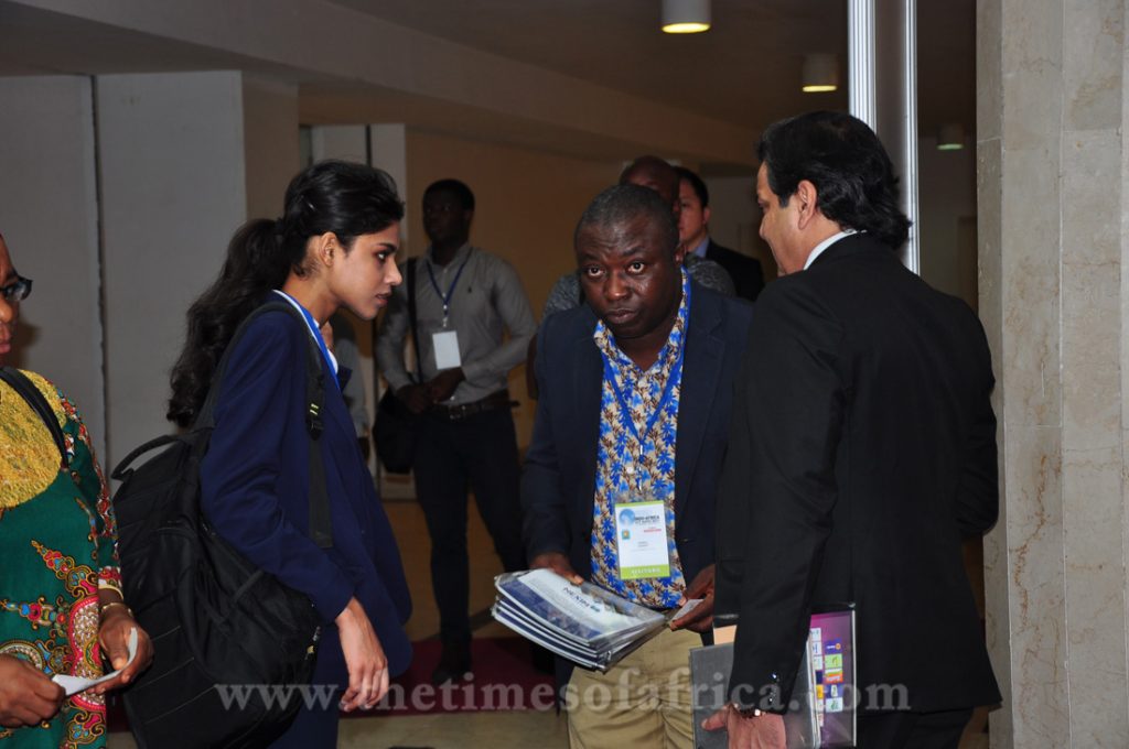 TOA with Business Journal Editor (Centre) copy