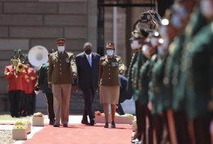 Uhuru Kenyatta, Kenyan president, is in South Africa for a two day state visit. He was given a warm welcome by South Africa’s president, Cyril Ramaphosa at his offices in the Union Buildings on Tuesday. They were called to meet to increase the cooperation to bring peace to conflict-ridden regions in Africa. The two leaders held a press conference there. In the conference, they discussed the “grave situation in Ethiopia” and agreed that there is an urgent need for all parties to commit to an immediate, indefinite and negotiated cease-fire.